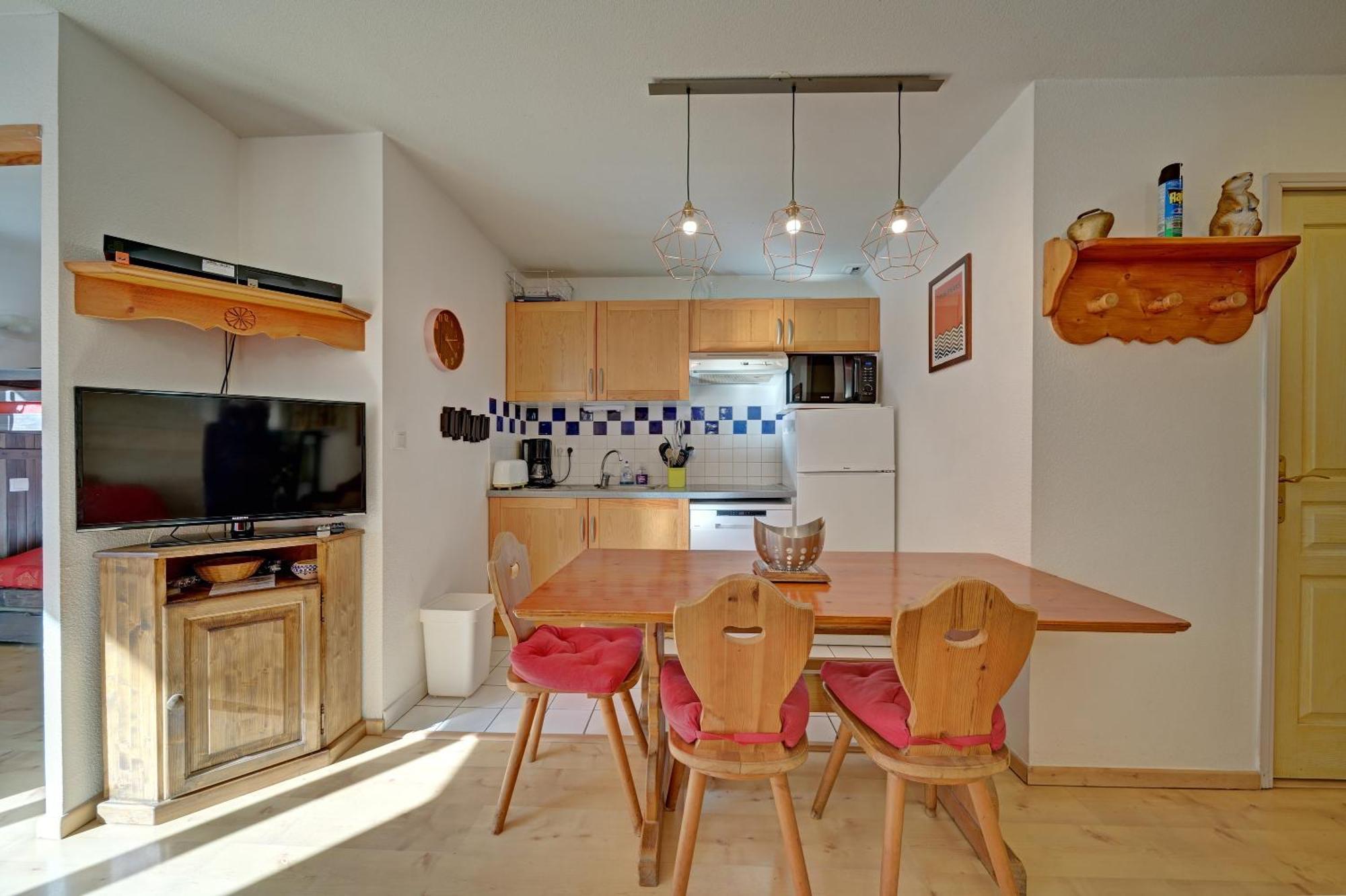 A 208 Pics D'Aran Apartment Bagneres-de-Luchon Luaran gambar
