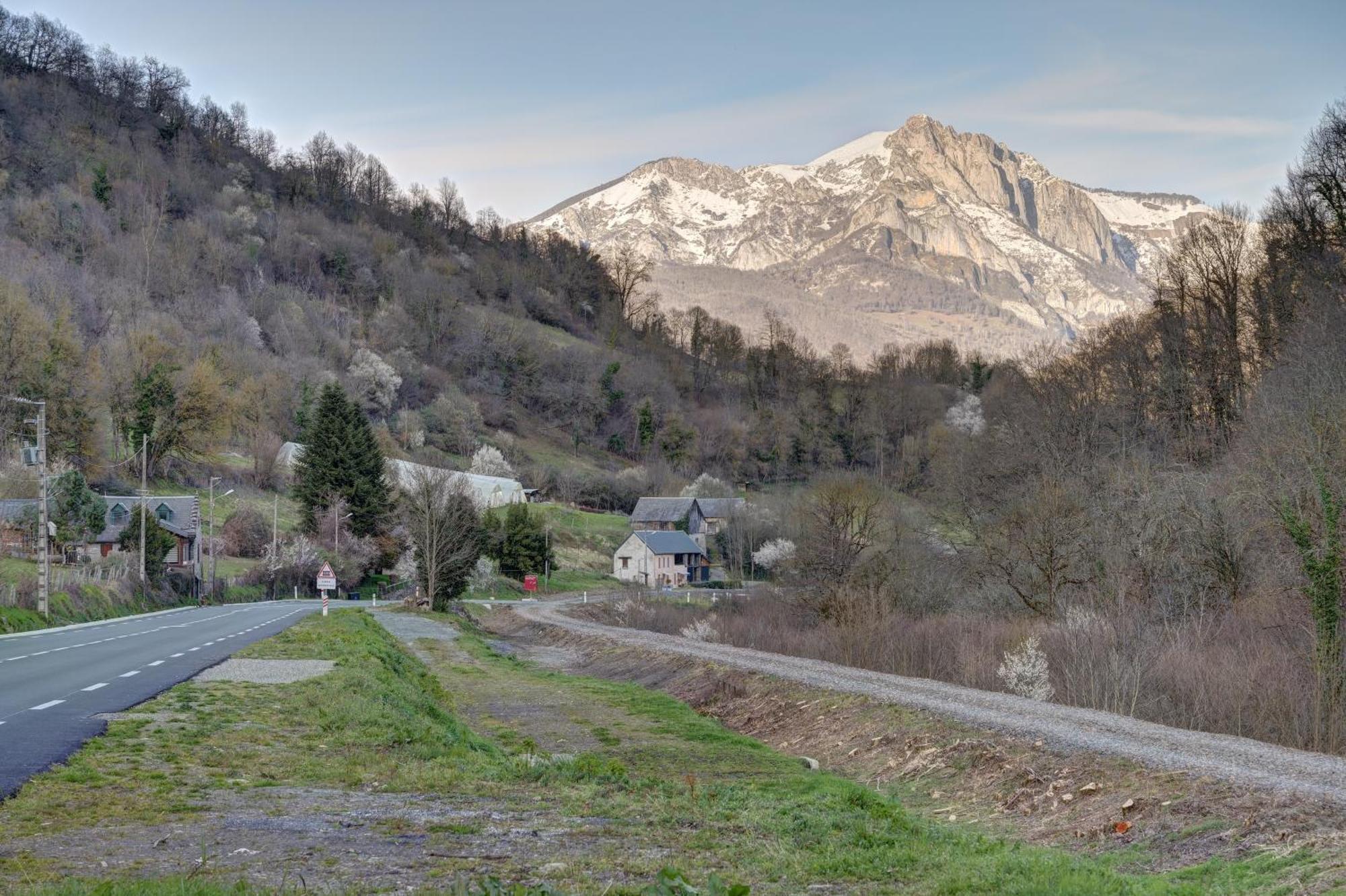 A 208 Pics D'Aran Apartment Bagneres-de-Luchon Luaran gambar